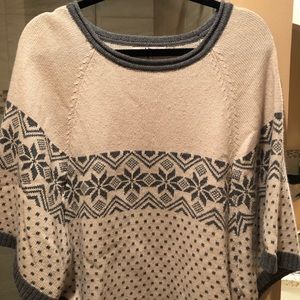 Women’s poncho sweater